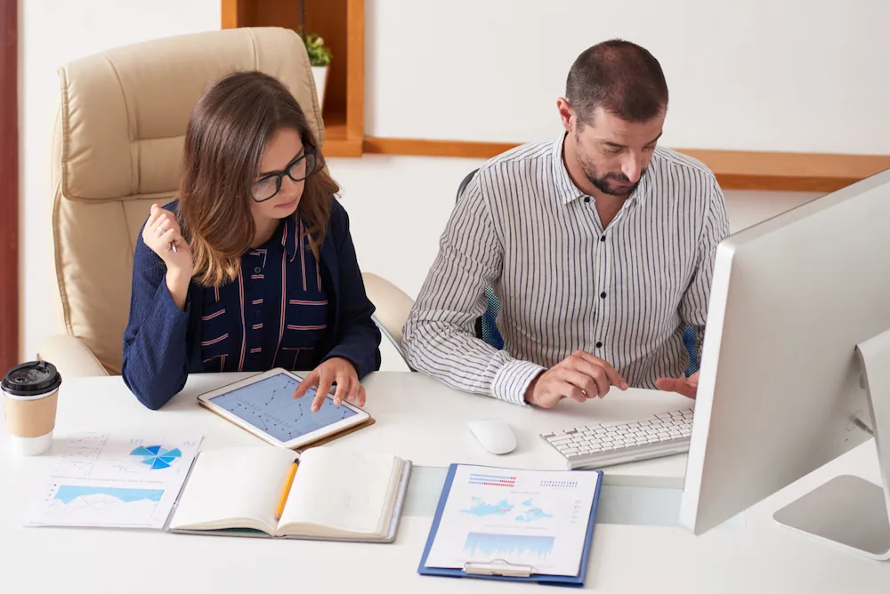 How Corient Resolved Duplicate Employee Accounts in Smart Pension: A Success Story in Payroll Outsourcing